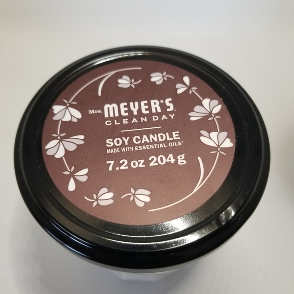Mrs. Meyer's Clean Day Lavender Scented Soy Candle - Picture 3 of 3